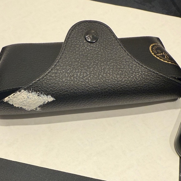 Ray-Ban Violet Sunglasses with Black Case - Picture 8 of 13